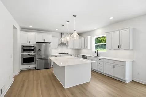 2694 Aspen Drive Shakopee MN 55379