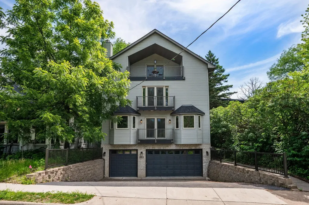 2015 Upton Avenue S Minneapolis MN 55405