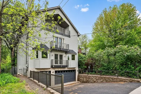 2015 Upton Avenue S Minneapolis MN 55405