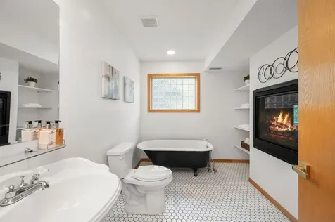 2015 Upton Avenue S Minneapolis MN 55405