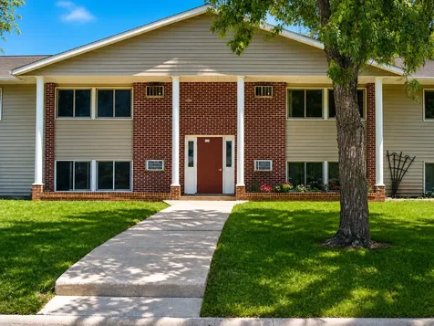 725 S 9th Street Bird Island MN 55310