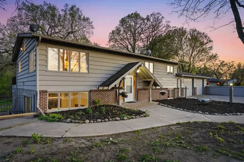 5075 Big Woods Boulevard Chaska MN 55318