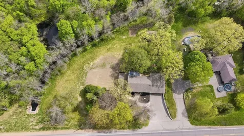 5075 Big Woods Boulevard Chaska MN 55318