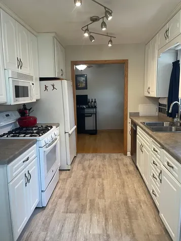 3904 7th Place NW Rochester MN 55901