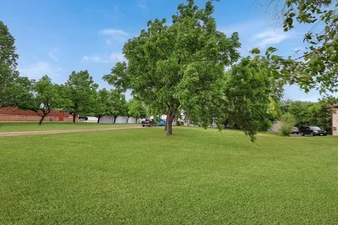 1026 E Division Street Saint Cloud MN 56304