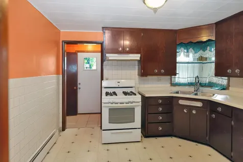 1026 E Division Street Saint Cloud MN 56304