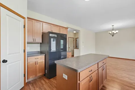 11333 Ivywood Trail Woodbury MN 55129