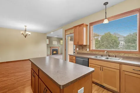 11333 Ivywood Trail Woodbury MN 55129