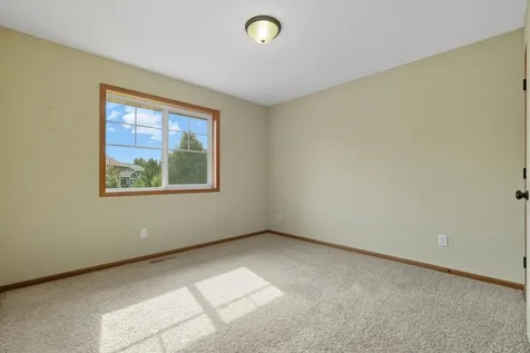 11333 Ivywood Trail Woodbury MN 55129