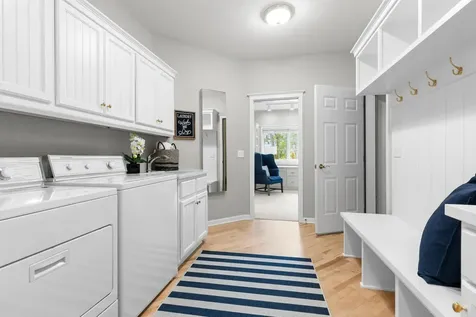 6060 Ridge Road Excelsior MN 55331