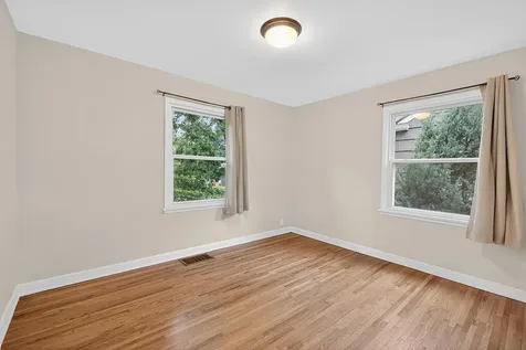 845 Clayland Street Saint Paul MN 55104