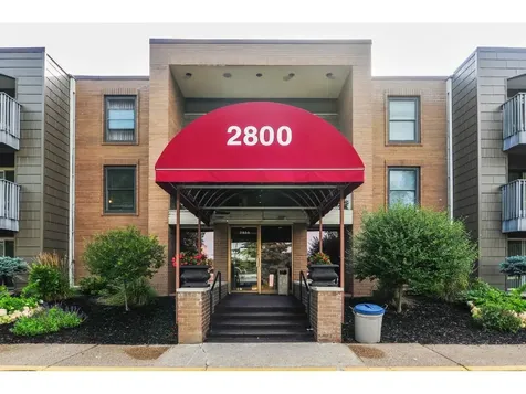2800 Hamline Avenue N Roseville MN 55113