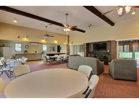 2800 Hamline Avenue N Roseville MN 55113