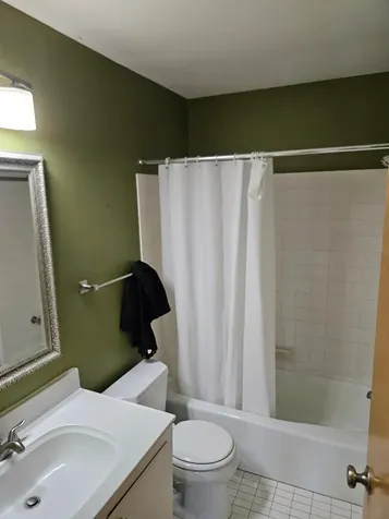 2800 Hamline Avenue N Roseville MN 55113