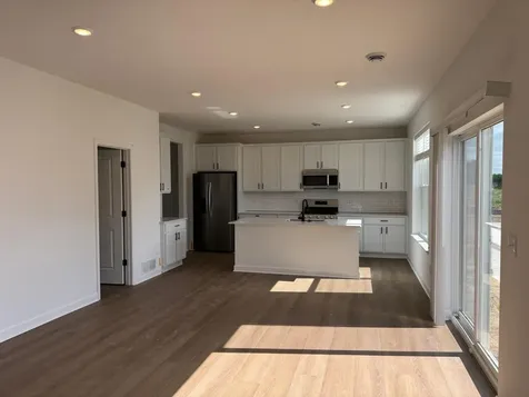 18325 Gladiator Drive Lakeville MN 55068