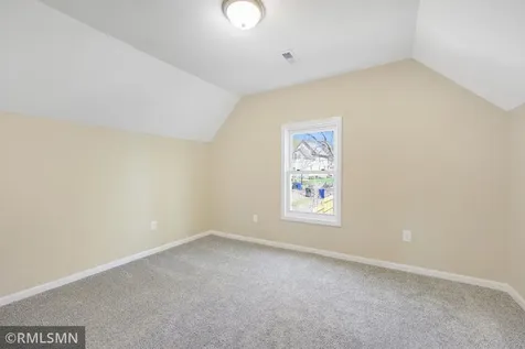 853 Conway Street Saint Paul MN 55106