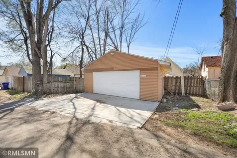 853 Conway Street Saint Paul MN 55106