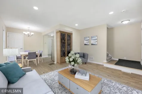 853 Conway Street Saint Paul MN 55106