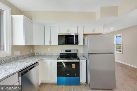 853 Conway Street Saint Paul MN 55106
