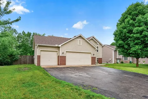 105 Dresden Lane Waverly MN 55390