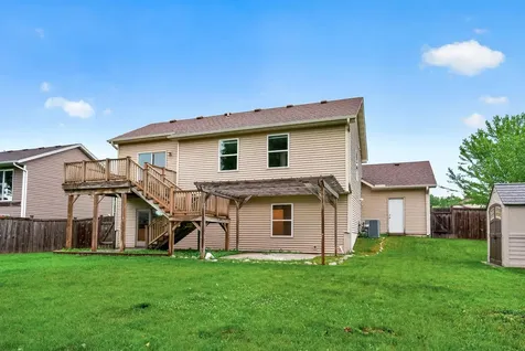 105 Dresden Lane Waverly MN 55390