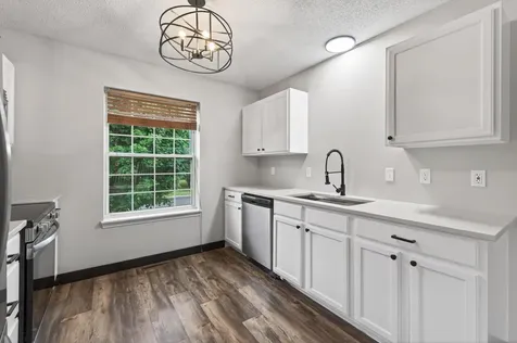 105 Dresden Lane Waverly MN 55390