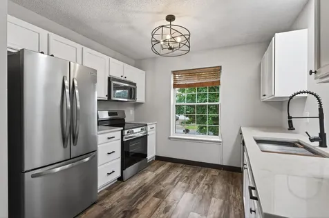 105 Dresden Lane Waverly MN 55390
