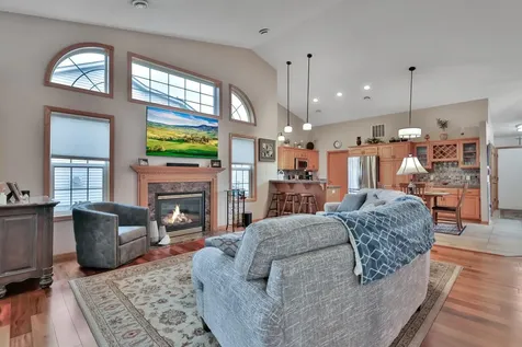 1851 Pioneer Lane Hugo MN 55038