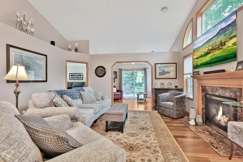 1851 Pioneer Lane Hugo MN 55038