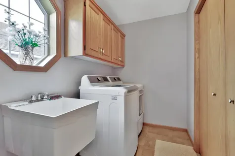 1851 Pioneer Lane Hugo MN 55038