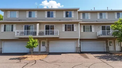 1587 County Road D E Maplewood MN 55109
