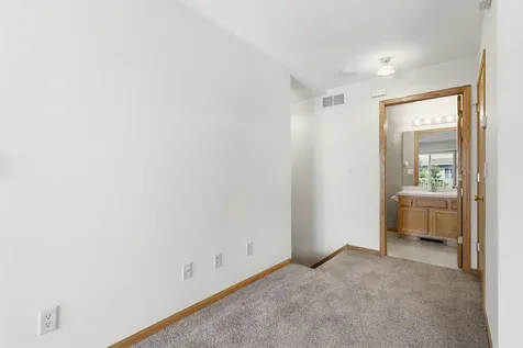 1587 County Road D E Maplewood MN 55109