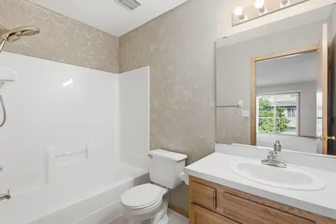 1587 County Road D E Maplewood MN 55109