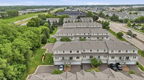 1587 County Road D E Maplewood MN 55109