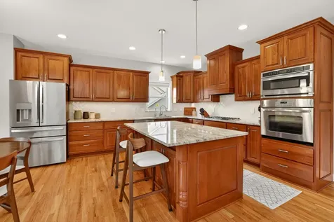 1872 Shannon Oaks Boulevard NE Rochester MN 55906