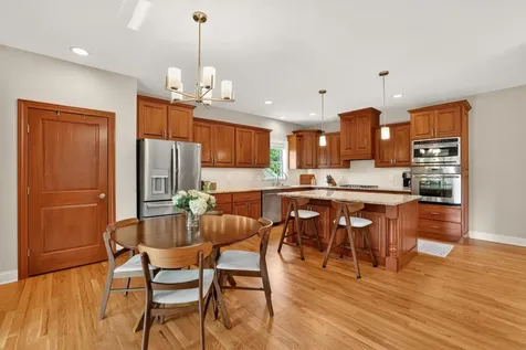 1872 Shannon Oaks Boulevard NE Rochester MN 55906