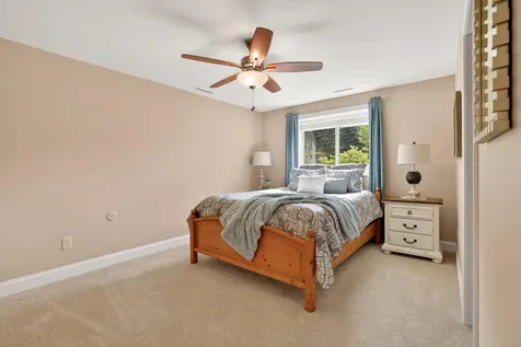 1872 Shannon Oaks Boulevard NE Rochester MN 55906