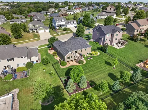 1872 Shannon Oaks Boulevard NE Rochester MN 55906