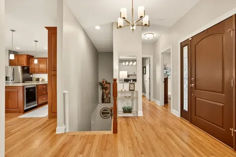 1872 Shannon Oaks Boulevard NE Rochester MN 55906