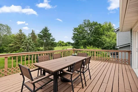 1207 Silverwood Road Woodbury MN 55125
