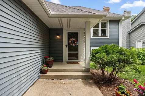 1207 Silverwood Road Woodbury MN 55125