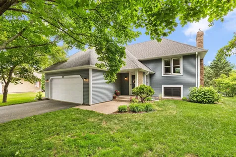 1207 Silverwood Road Woodbury MN 55125