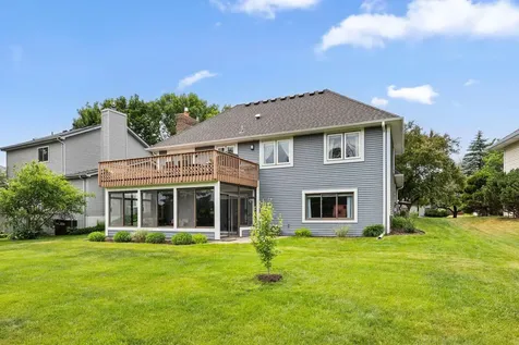 1207 Silverwood Road Woodbury MN 55125