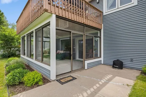 1207 Silverwood Road Woodbury MN 55125