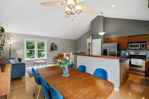 1207 Silverwood Road Woodbury MN 55125