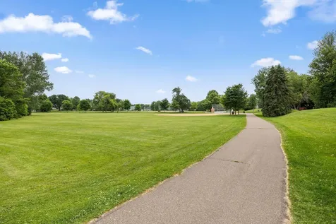 1207 Silverwood Road Woodbury MN 55125