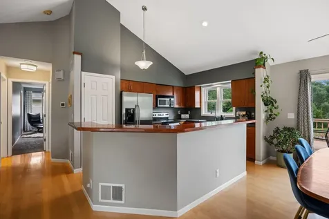 1207 Silverwood Road Woodbury MN 55125