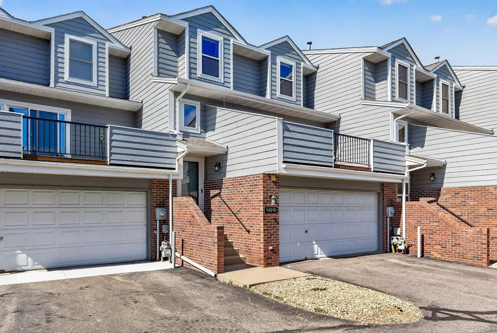 14316 Estates Avenue Apple Valley MN 55124