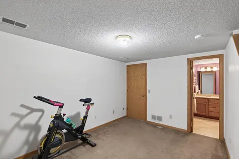 14316 Estates Avenue Apple Valley MN 55124