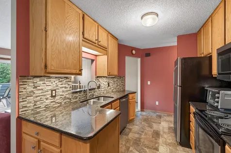 14316 Estates Avenue Apple Valley MN 55124
